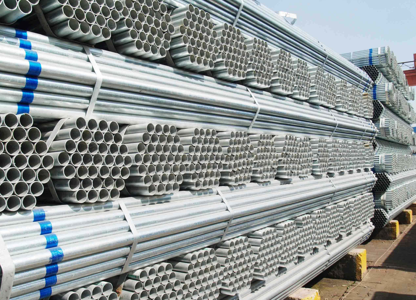 Wholesale 1/2 - 8 Inch Galvanized Steel Pipe , BS Standard Hot Dip Galvanizing ERW Steel Tube/pre galvanized steel pipe/tube from china suppliers