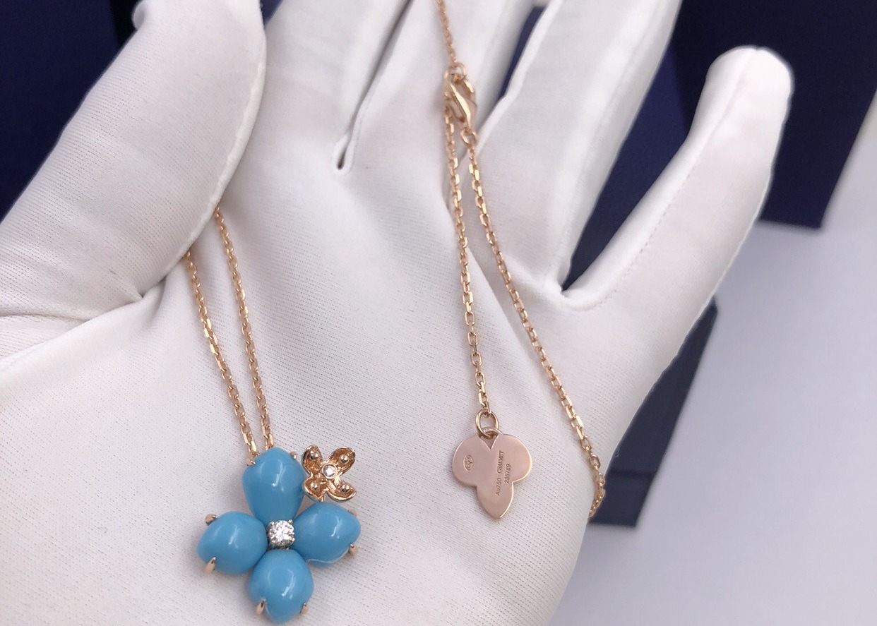 Wholesale Adjustable 40cm Hydrangea Gold Chain For Women , Hortensia Eden Pendant from china suppliers