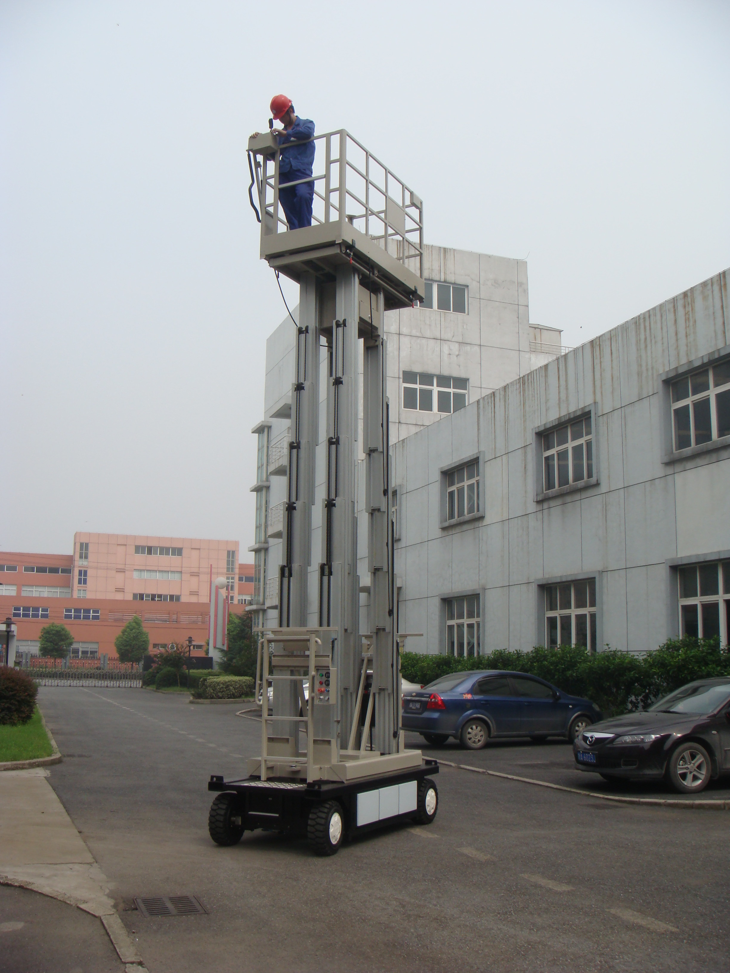 Wholesale 10m  Four Mast Truck Mounted Lift Platform For Continuous Aerial Working from china suppliers