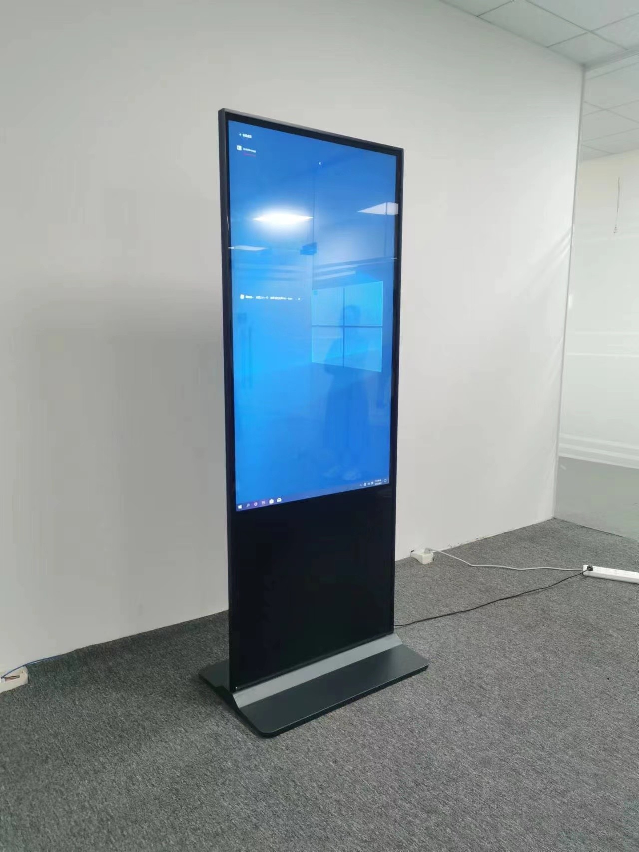 Wholesale Black Interactive Touch Screen Kiosk Indoor 110V 43inch LCD Information Display from china suppliers