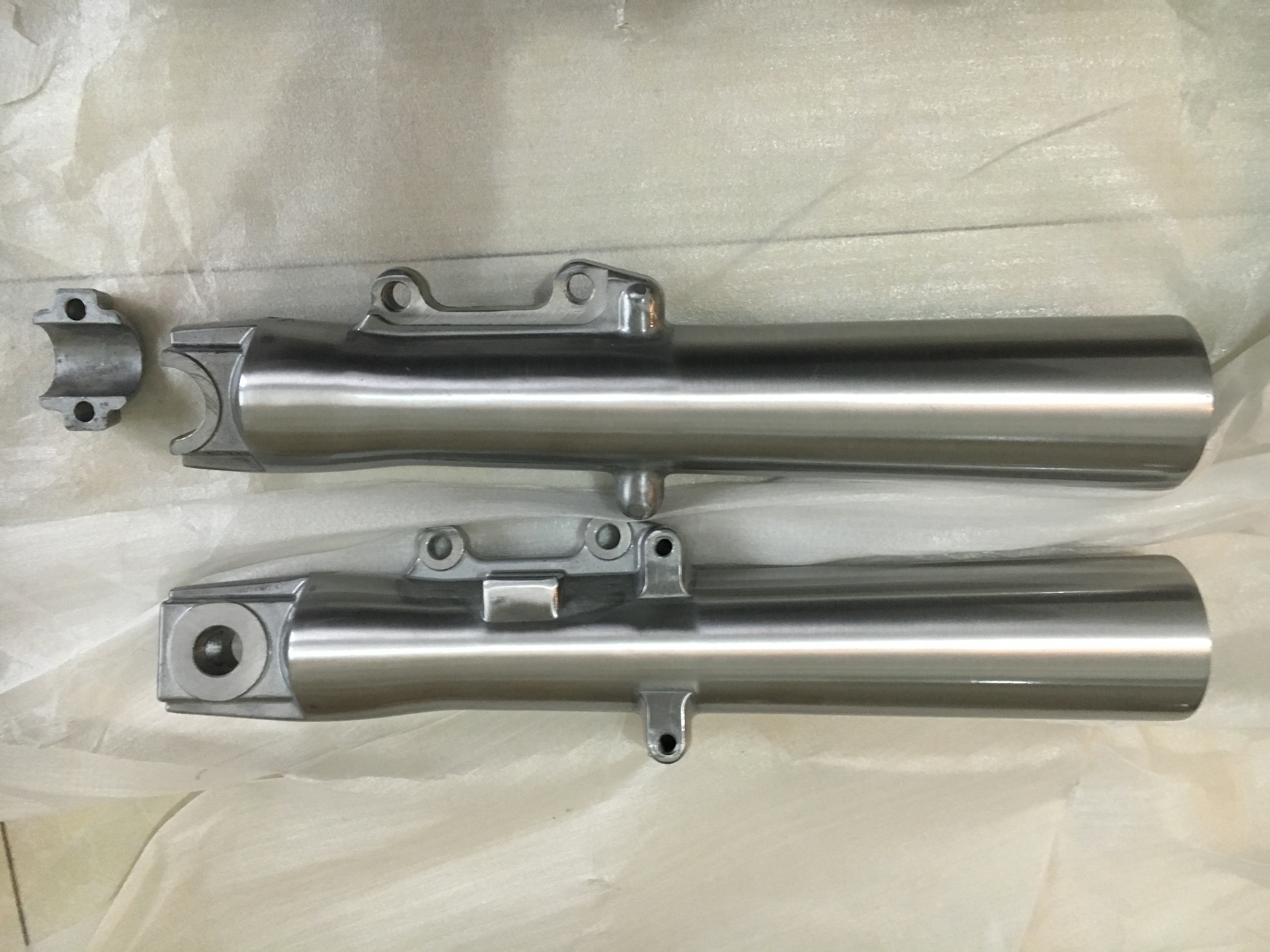 Wholesale Harley Davidson Softail Heritage Fatboy Front End Fork Sliders Lower Legs Motors Parts from china suppliers