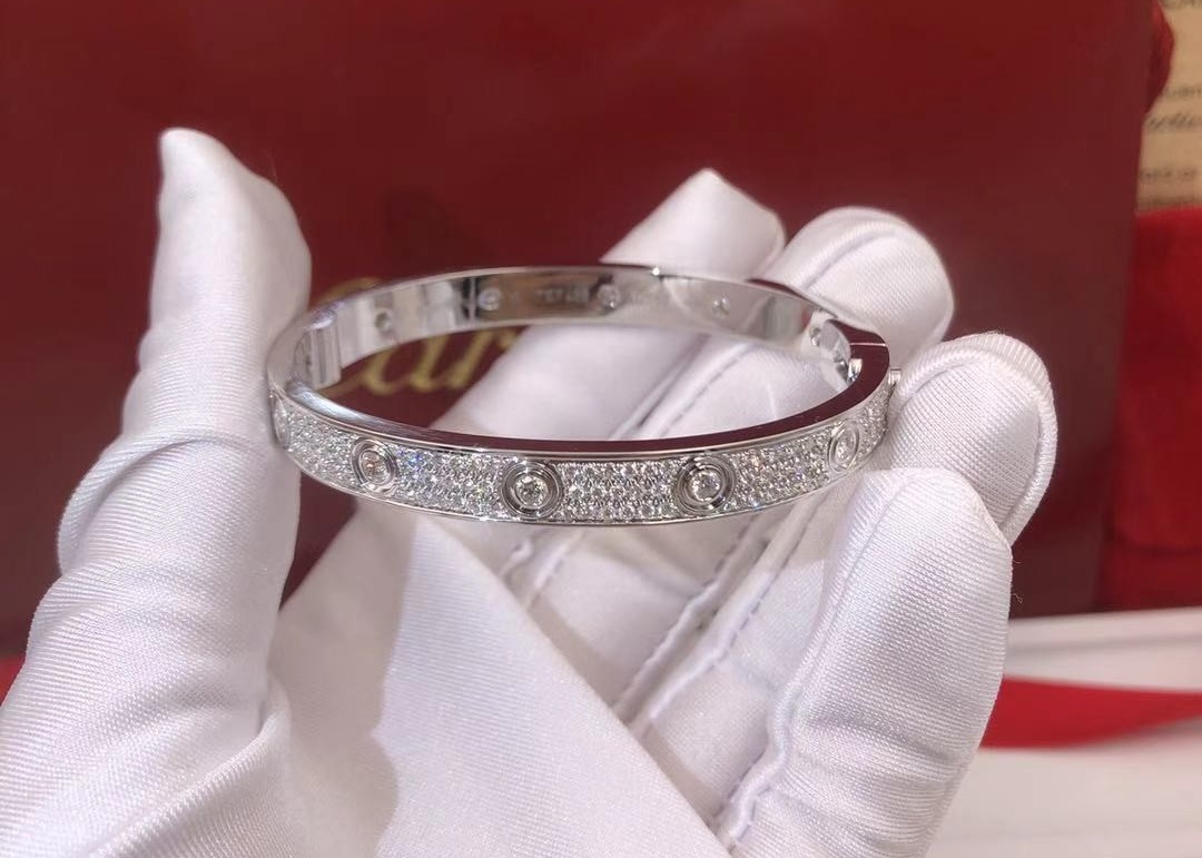 Wholesale Beautiful Minimalist 18K Gold Diamond Bracelet For Girlfriend from china suppliers