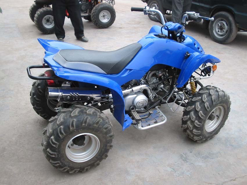 Yamaha 200CC ATV CDI Four Stroke Four Wheeled Motorcycles , Air Cooled 4 Wheeled Motorbike for sale