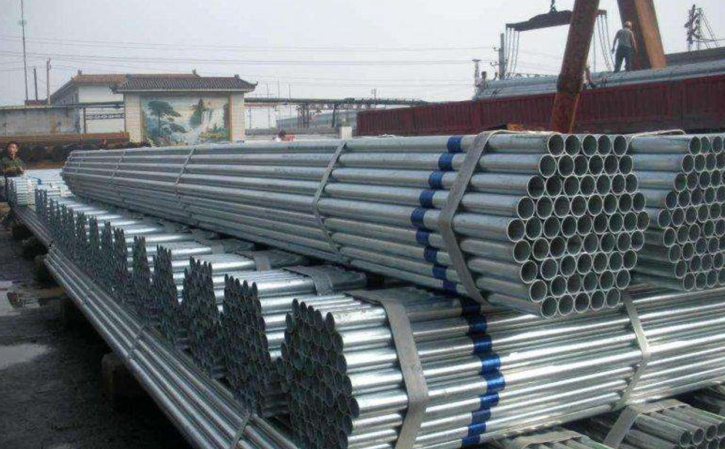Wholesale ASTM BS Black Tube Gi Galvanized Steel Pipe/galvanized steel structural pipe/EN 10255 galvanized square pipe/Welded pipe from china suppliers