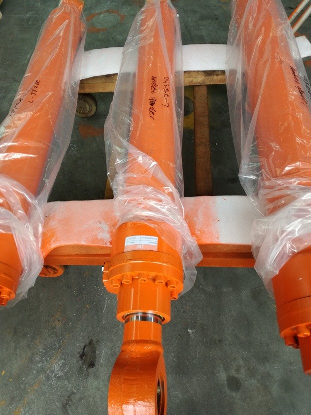 Wholesale Doosan  DH255-7 bucket  hydraulic cylinder Daewoo  excavator spare parts cylinder tubes double acting from china suppliers