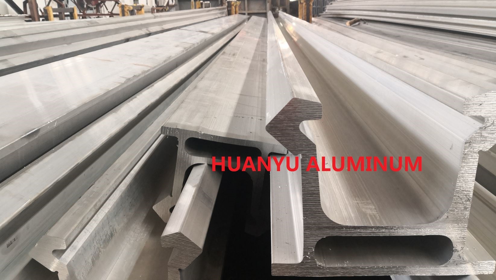 Wholesale Hydraulic Feed Aluminium Extruded Profiles Torsional Resistance from china suppliers