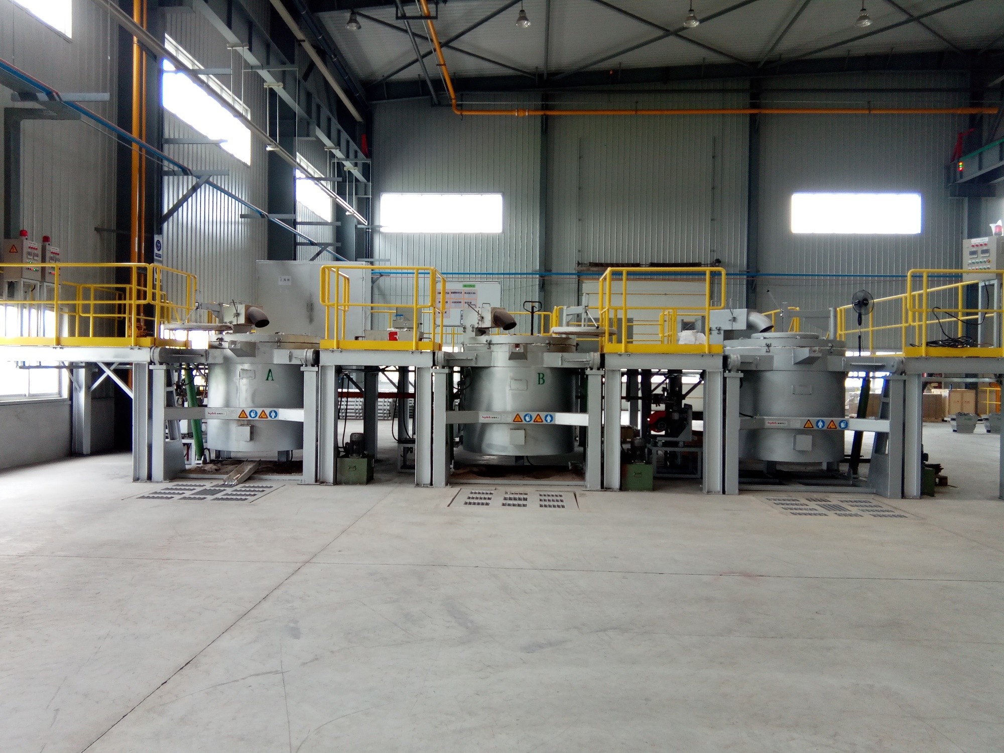 Wholesale Capacity 800KG Electric LPG Aluminium Crucible Melting Furnace For Direct Casting from china suppliers