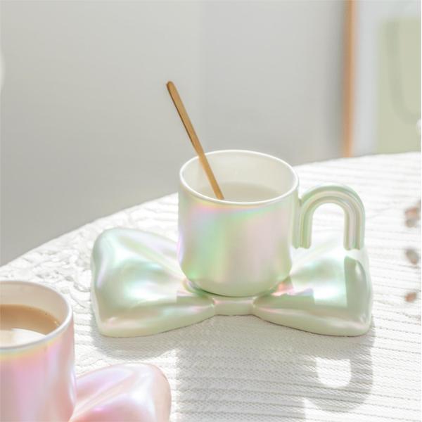 Iridescent Ceramic Mug with Bow-Shaped Charm – Elevate Your Daily Rituals with Delicate Elegance
