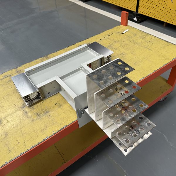 Customized Electrically Compact Power Busway & Cable System Aluminum Copper Trunking