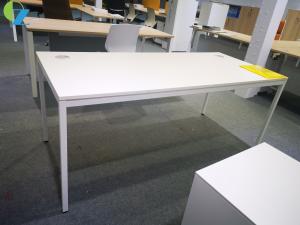 China White One Person Manager Computer Office Table Simple Design on sale
