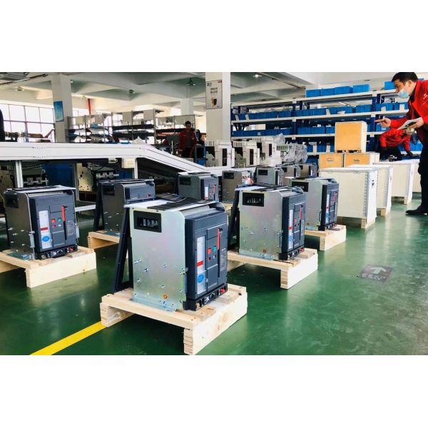 ACB Air Circuit Breaker MCCB Main Switch Circuit Breakers 3 Phase 1250A~6300A