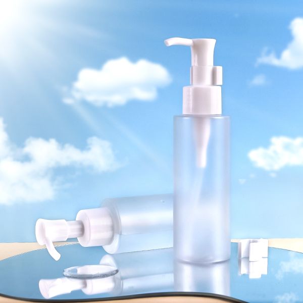 Customizable Food-Grade PET Plastic Cosmetic Bottle with Lockable Pump Head and Transparent Body for Lotion and Makeup Remover Oil