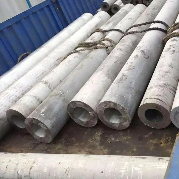 t Seamless Steel Pipe Compatible with Welding and Machining Processes in Heavy Duty Applications