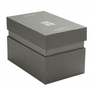 China Shoulder Apparel Packaging Box Black Matte Gift Box For Shoes on sale