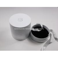 China Individual Cute White Branded Gift Boxes With Your Logo , Flower Packing Round Cardboard Containers for sale