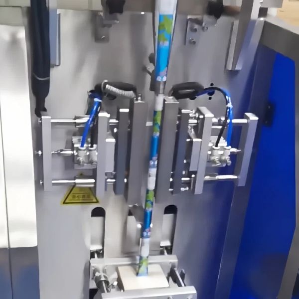 5kw Automatic Honey Packing Machine 220V Liquid Paste Packing Machine