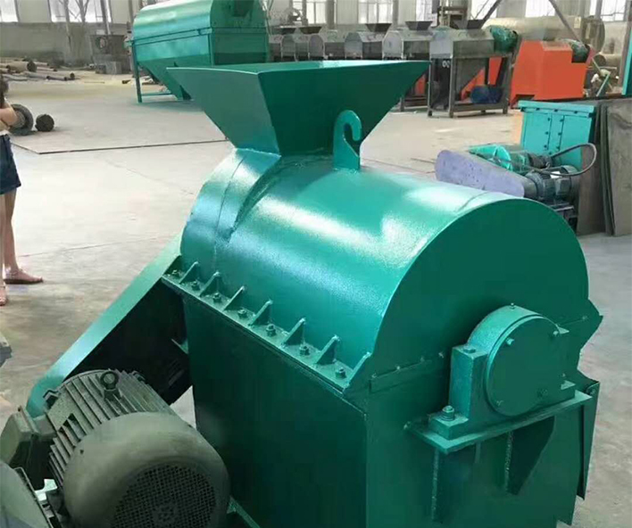 Double Shaft horizontal Fertilizer Crusher Machine For Waste Recycling