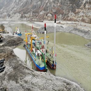 24inch Sand Suction Dredger with and Dredging Depth 4m-15m