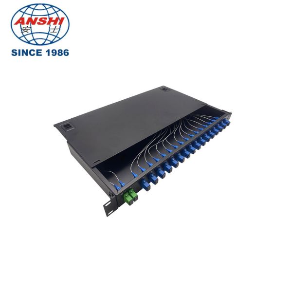 19-Inch Rack Mount Fiber Optic Splitter with 1:8 SC/UPC Micro Splitters for Outdoor FTTH Systems
