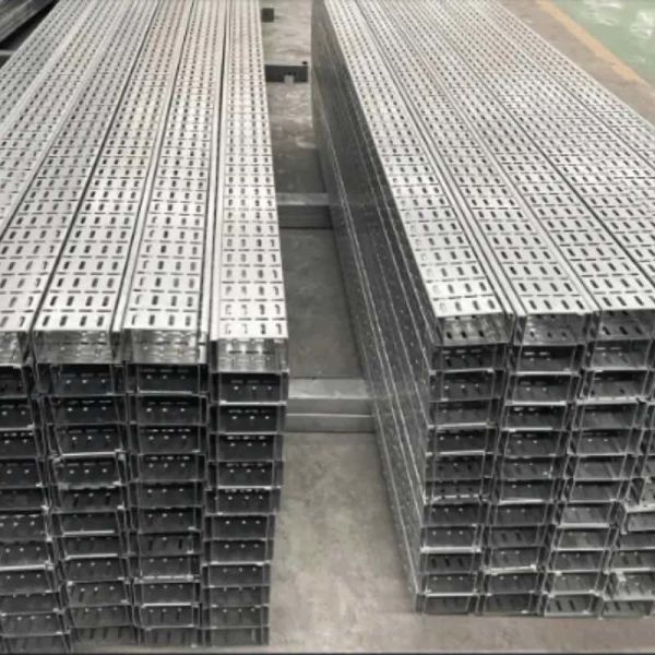 50mm Perforated Cable Tray Flexible Installation Easy Cable Drop Out