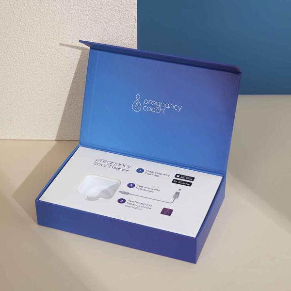 Customized Clamshell Rigid Box Eco Friendly Electronics Packaging With Magnetic Closure