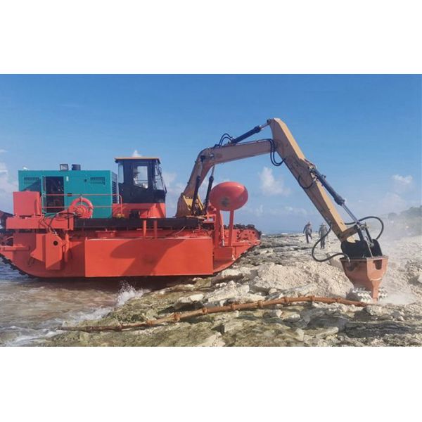 40 Inch Draught Amphibious Dredger with 194KW Cummins Engine