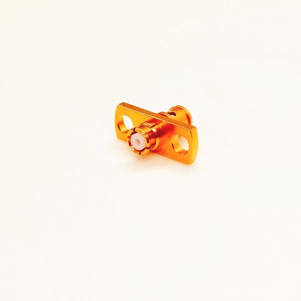 SMP Female Flange Connector with 50Ω Impedance and DC-18GHz Frequency Range for 3506 Cable