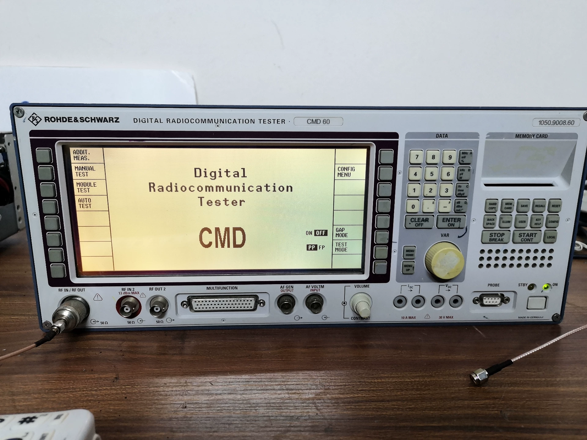 1.9 GHz GSM 900/1800/1900 Mobile Radio Test Set RF Communications Test Set Rohde & Schwarz CMD60