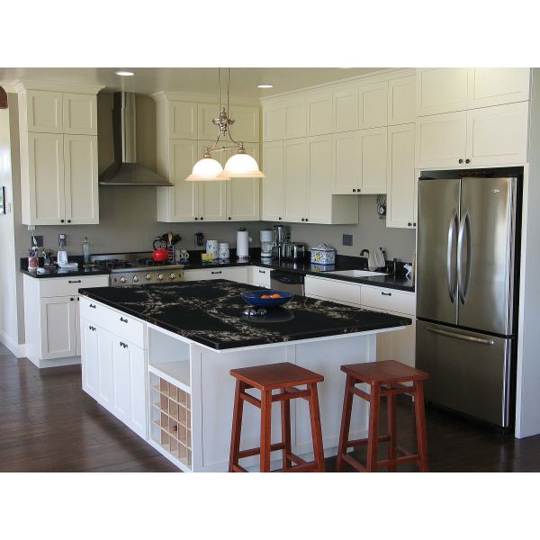 Black Calacatta Quartz Stone