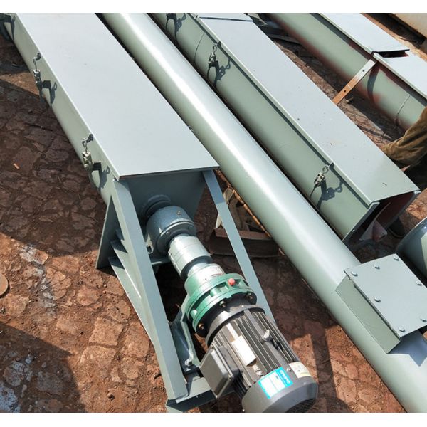 Customized Standard/ Vertical / Inclined / leveling screw conveyors For Conveying Contaminated Soil