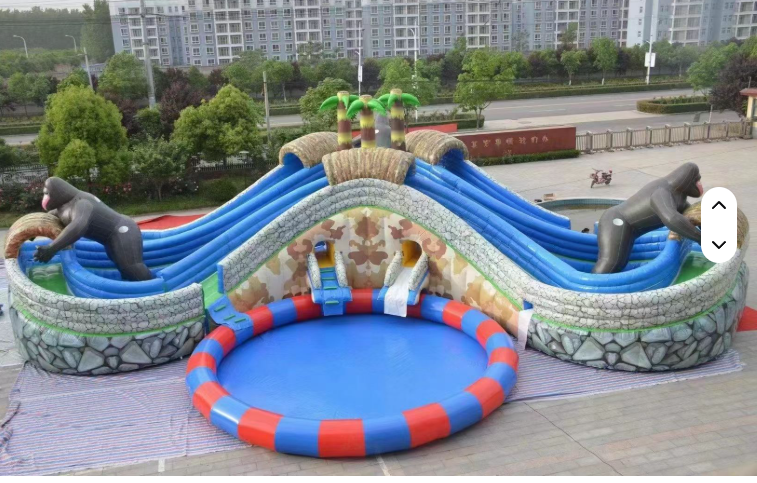 30m Diameter Inflatable Water Slide with Large Swimming Pool for 4-8 Age Range and 1200KG Weight