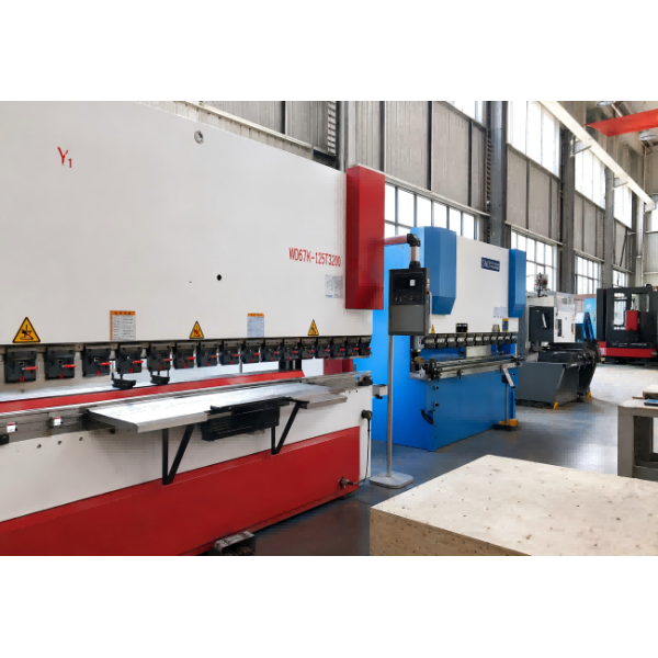 Two Way Liquid Mixer Pharmaceutical 6000kg/Batch 2D Motion For Powder Materials