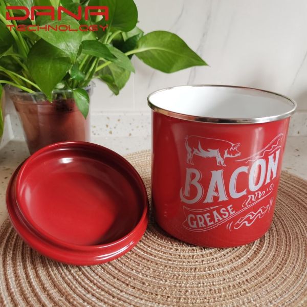 Daily Classical 1.5L Enamel Container Featuring Fine Mesh Strainer Designed for Bacon Grease Filtering