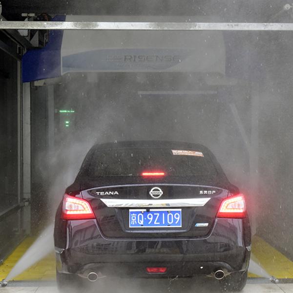 Risense Touchless Automatic Car Wash Machinery Car Wash Touchless Machine 360 Full Automatic