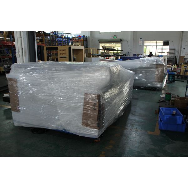 CO2 Laser Cutting Machine 130W 150W CCD Edge Tracing 0.01mm Precision Non Metallic Processing System