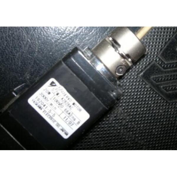 Yaskawa SGMMJ-A2B2A21 AC SERVO MOTOR 0.66A 20W 3000RPM 100V NEW