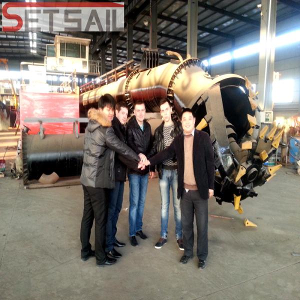 Customized Rexroth Control System Hydraulic Cummins Engine Dredger for River Sand