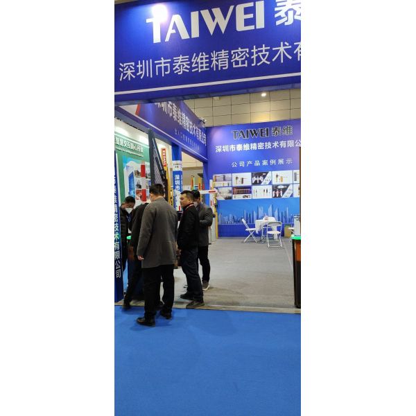Automatic Electro Hydraulic Lifting Column Remote Control Stainless Steel Anti Collision