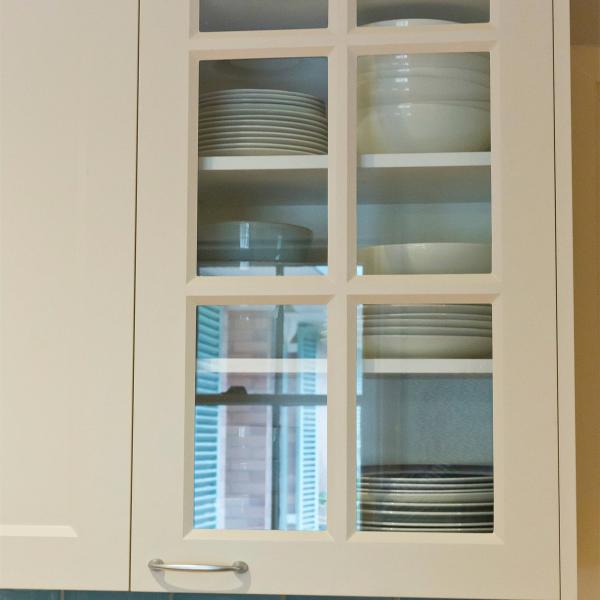 OEM Villa U Shape Kitchen Cabinet White American Shaker Lacquer Kitchen Cupboards