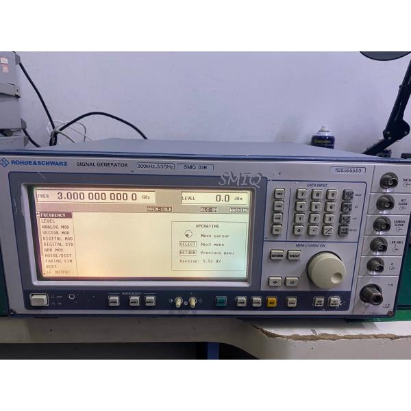 RF Signal Generator Rohde & Schwarz R&S SMIQ03B 3.3 GHz Vector Signal Generator