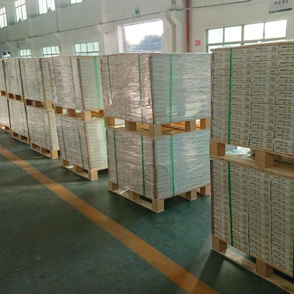 Unilin Click System Spc Flooring Easy to Clean and Maintain with 100% Virgin Material