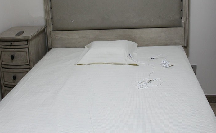 Silver Fiber Conductive Bed Set Fitted and Flat Sheet Healthy Sleeping Bed