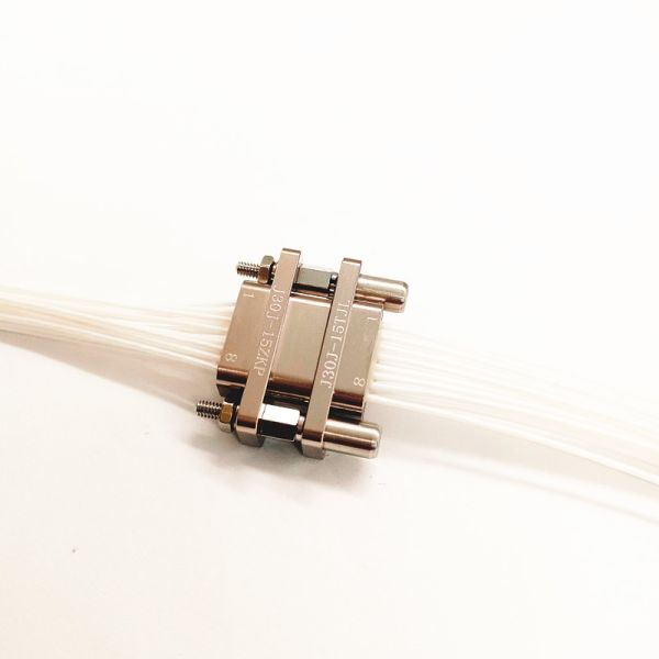 J30J 15 Pin Metal Shell Micro-D Female Connector Pre-Wired with 15cm Cable for High-Density Applications
