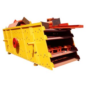 Wholesale Mineral Processing Machine Aggregate Vibrating Screen Multiple Layers Rustproof from china suppliers