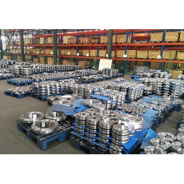 ASME B16.5 Class 150 Titanium Weld Neck Flange with Raised Face and Forged Construction