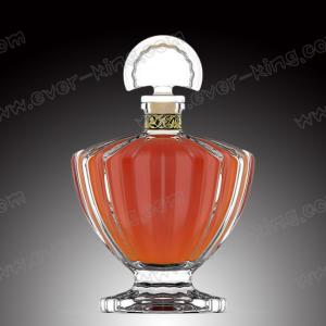 China Custom Recyclable 700Ml Fancy Glass Bottle Whisky And Brandy on sale