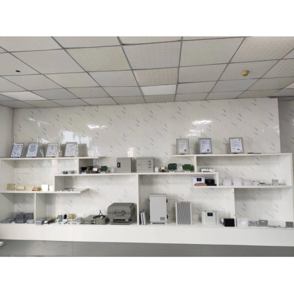 Multi Band Digital Optical Repeater System for Large Venues and Enterprise Buildings