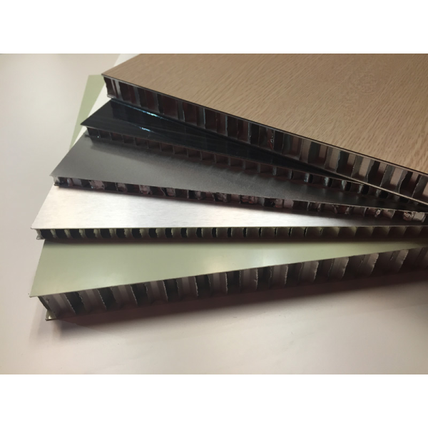 4-8mm Perforated Fr A2 Aluminum Corrugated Core Panels For Wall ,roofling,trailer,fence Decoration Of Exterior Building