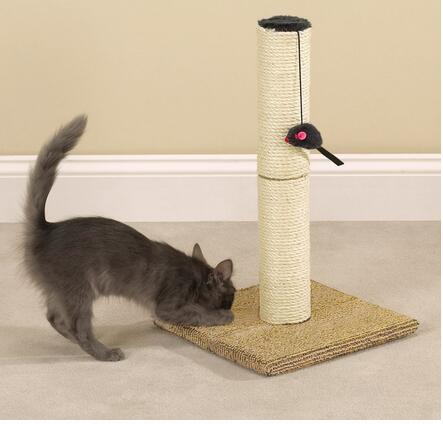 Durable Sisal Rope Cat Scratching Poles , Outdoor Cat Scratching Post Sturdy Base