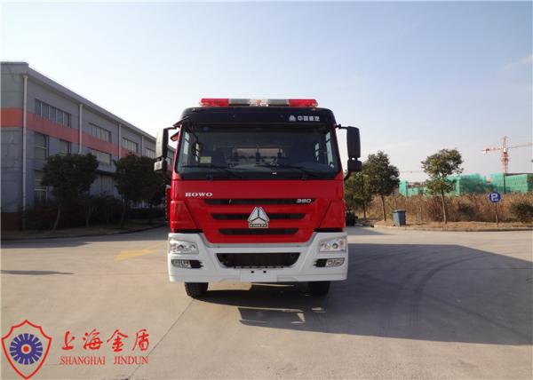 Quality 6x4 Drive Type Foam Fire Truck With Flat Top Metal Forward Turnover Cabin for sale